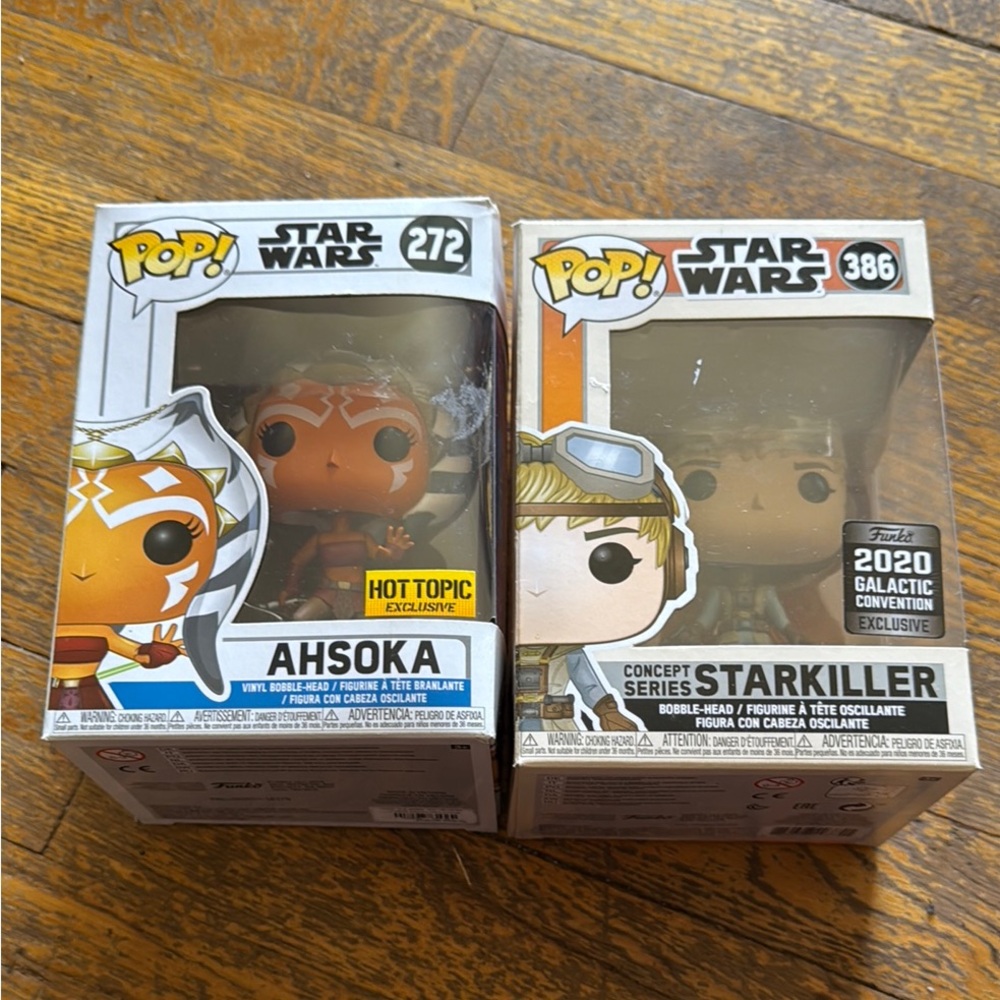 Star Wars Funko Pop Figures - Ahsoka hot topic exclusive 272 and starkiller 386